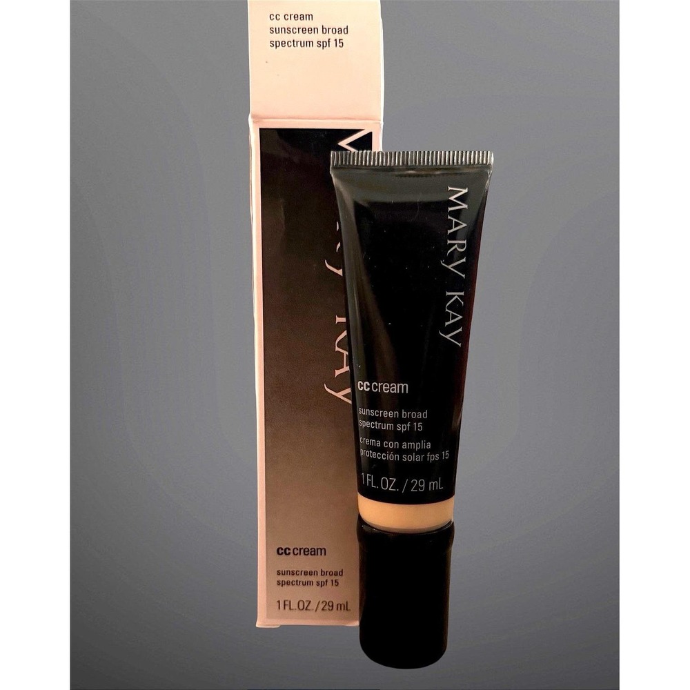 Mary Kay CC Cream Sunscreen SPF 15 Light to Medium 1oz NOS Expired 2016 Vintage